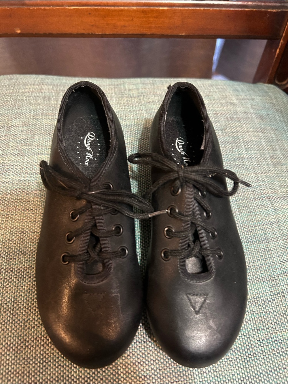 Dance Now Black Lace-Up Tap Shoes Kids Size 10 Kids